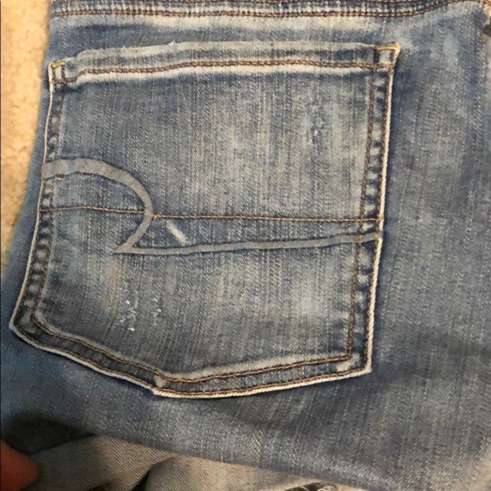 Shorts - Picture 2 of 3